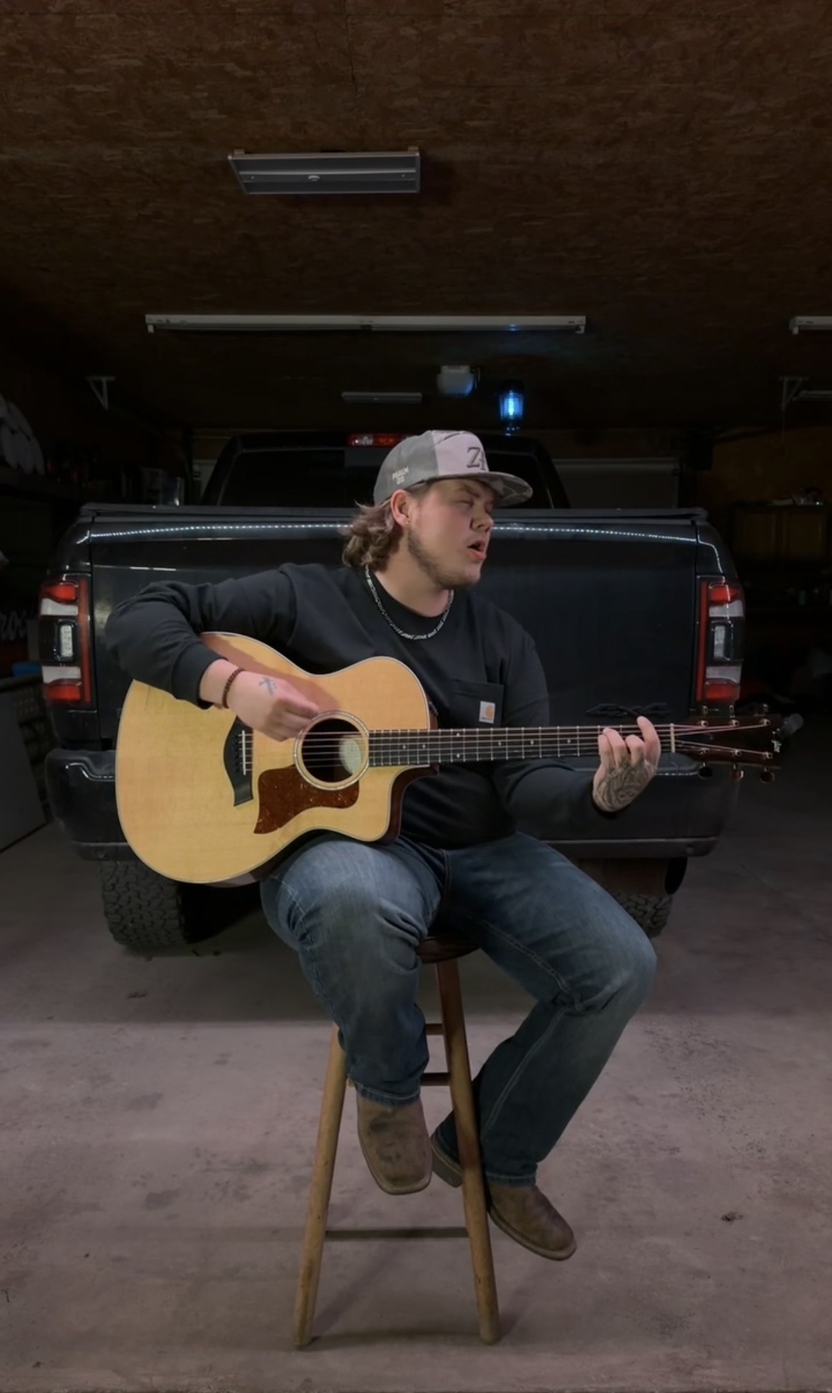 Mid singing shot